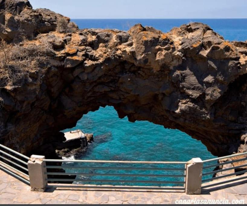 Amazing Seaview Balcon Del Mar Glass Veranda طوستا ديل سيلونثيو المظهر الخارجي الصورة